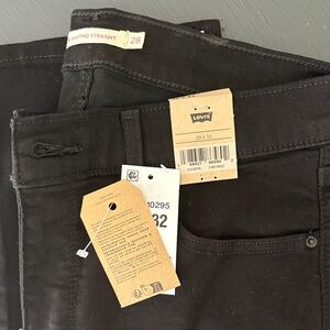 Levi's Women's Black Slim Straight Jeans with Tags